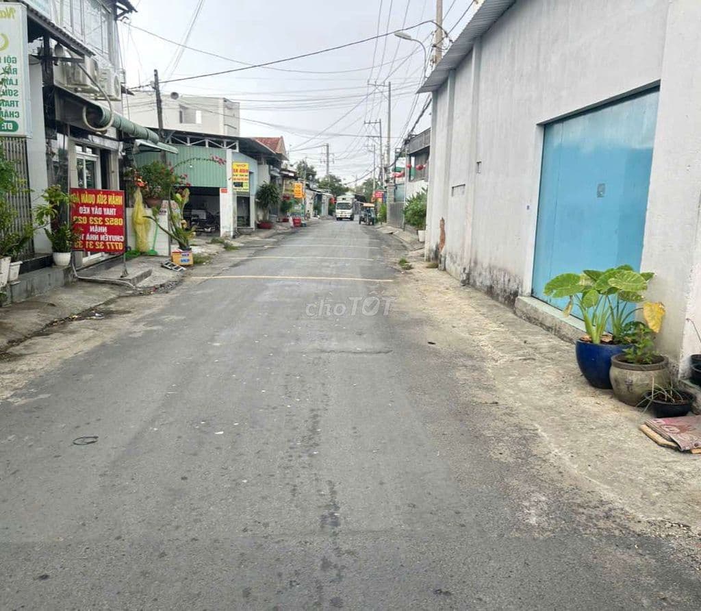 NHÀ NÊN MUA, chủ gấp bán nhà 146m, hẻm xe hơi, Xuân Thới Sơn Hóc Môn