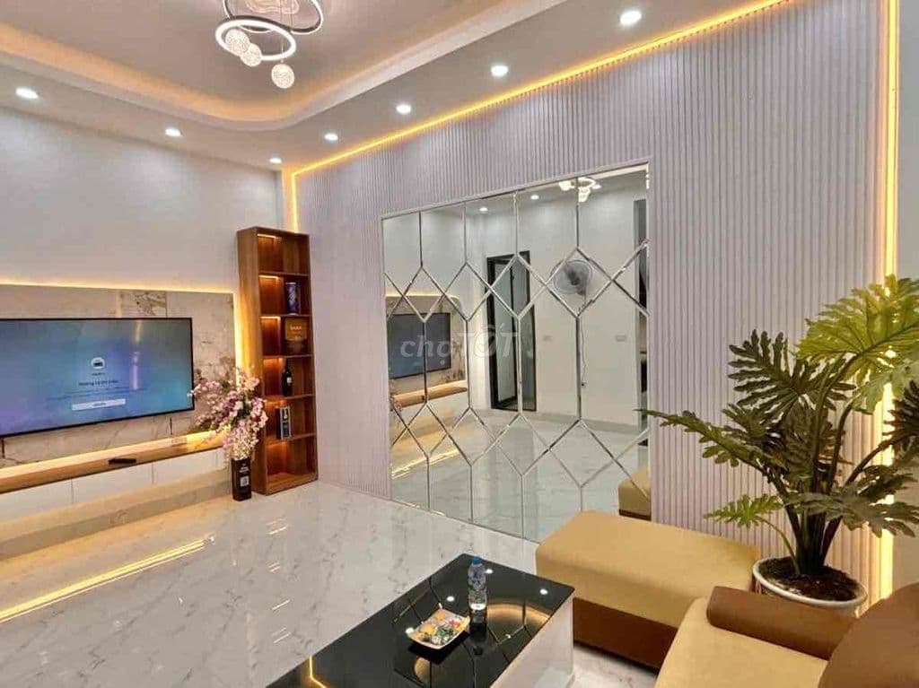 Nhà mới 20m ra mặt phố Lò Đúc, 2 thoáng, tặng full NT, 39m*5T* 8,6 tỷ - Ảnh 2