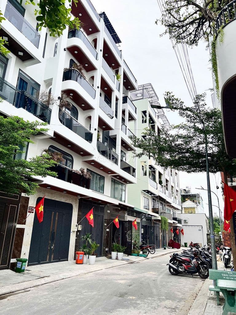 NHÀ 5,5 TẤM CÓ THANG MÁY – KHU NHÀ LẦU VIP, P. TÂN THỚI HIỆP (Q12) - Ảnh 2