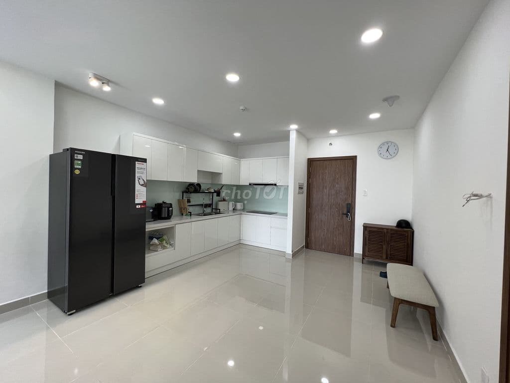 Cần tiền bán gấp căn 2pn 2wc giá 3 tỷ. Căn 68m2 tầng đẹp view thoáng