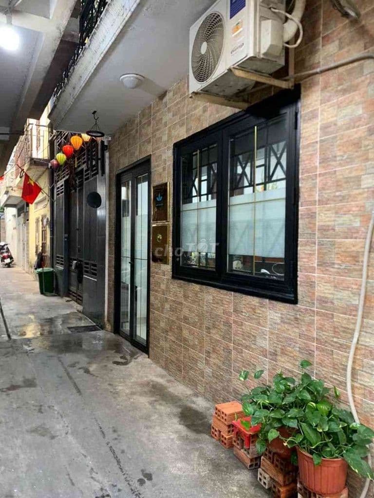 BÁN NHÀ GẤP VẾ QUÊ NGAY TRUNG TÂM ÁO CƯỚI PHÚ NHUẬN NGANG 4.5M