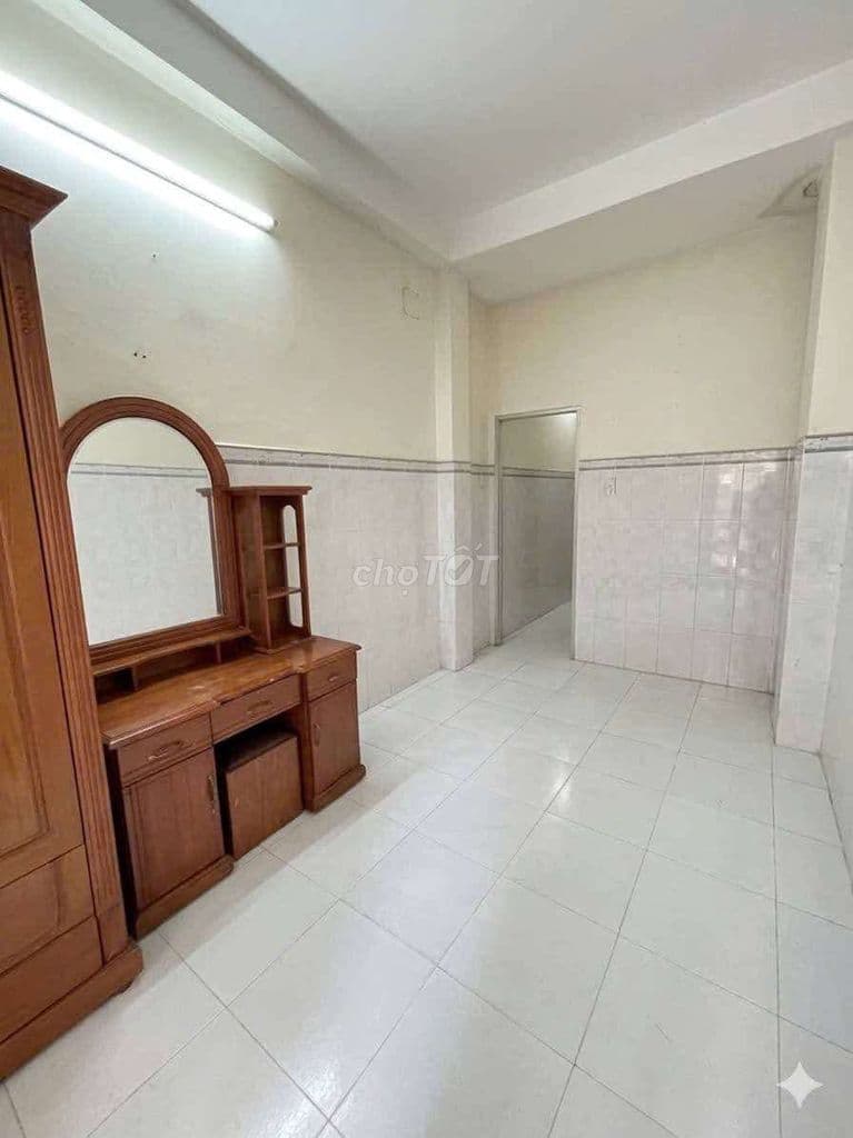 bán gấp căn nhà sát chợ Tân Bình - Ảnh 3