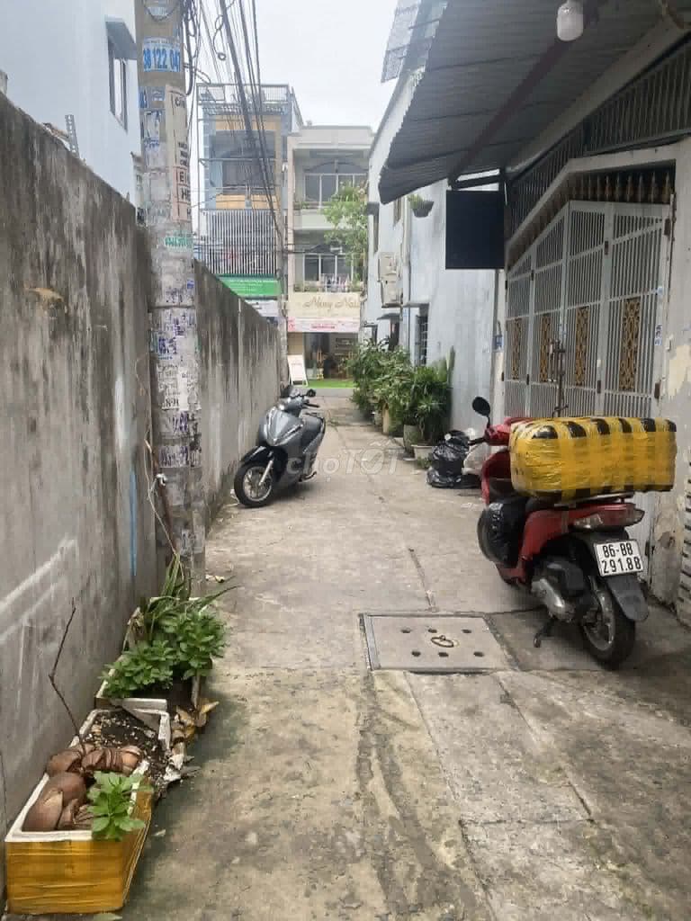 Nhà Ngay Aeon Tân Phú, Hẻm Xe Hơi, Gần Mặt Tiền, 70M2, 2 Tầng Đúc BTCT - Ảnh 2