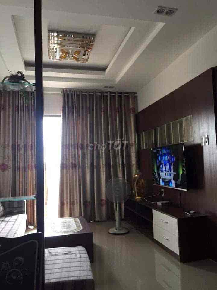 cần bán căn hộ 2pn P16 Quận 8
