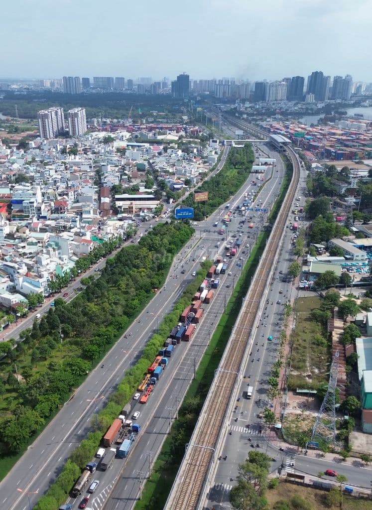 GÓC 2 MẶT TIỀN HẺM GA METRO BÌNH THÁI - 130M2 NGANG 7M - TRƯỜNG THỌ - Ảnh 3