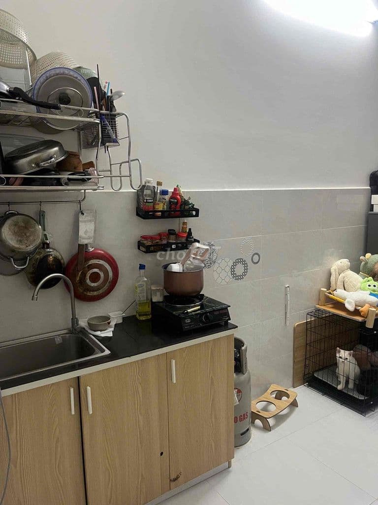 CHDV 7Pn, có thang máy, hầm 5 tầng, Giá 7.9 tỷ tl