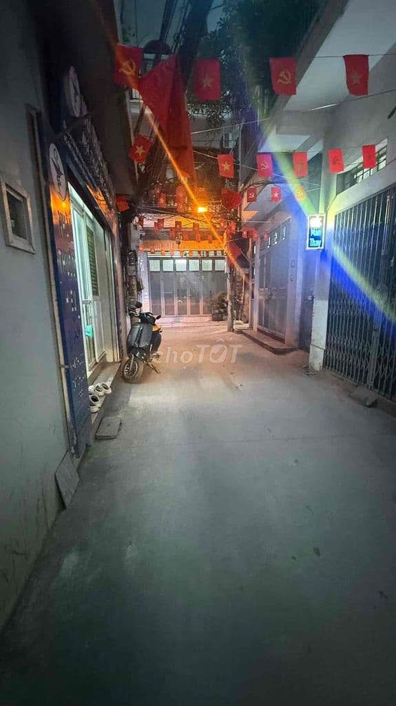 PHÂN LÔ Ô TÔ ĐỖ CỬA - CÁCH 1 NHÀ RA MẶT PHỐ TRẦN DUY HƯNG 45M2-5TẦNG-