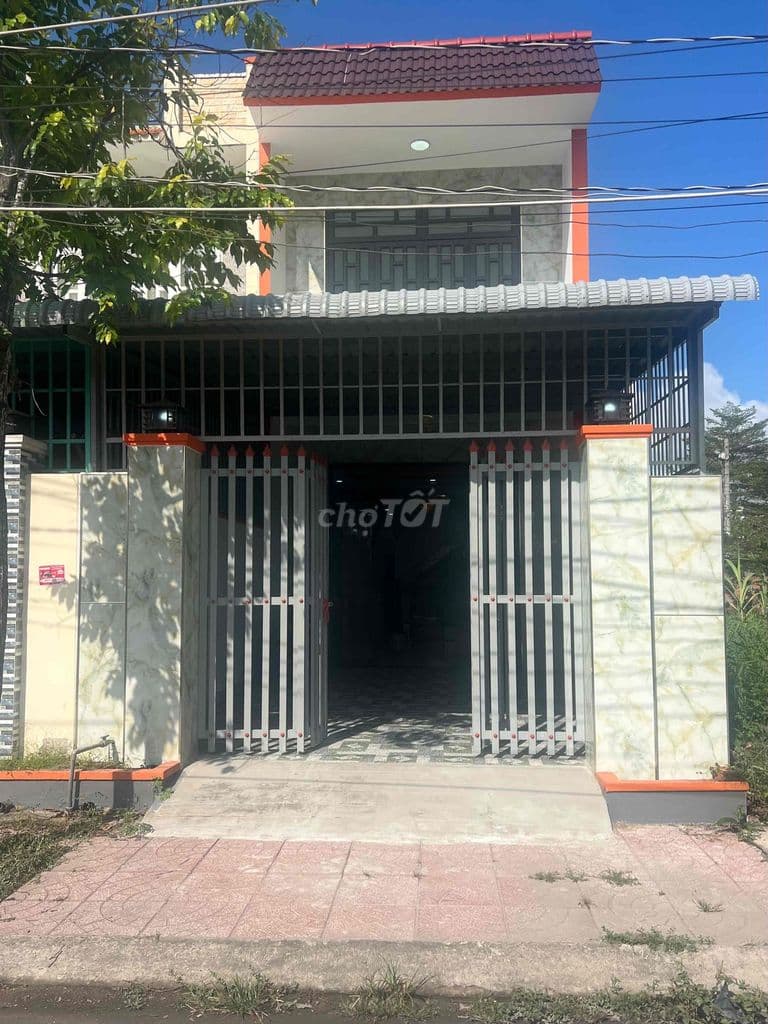 BÁN NHÀ GẦN CHỢ BÌNH CHÁNH