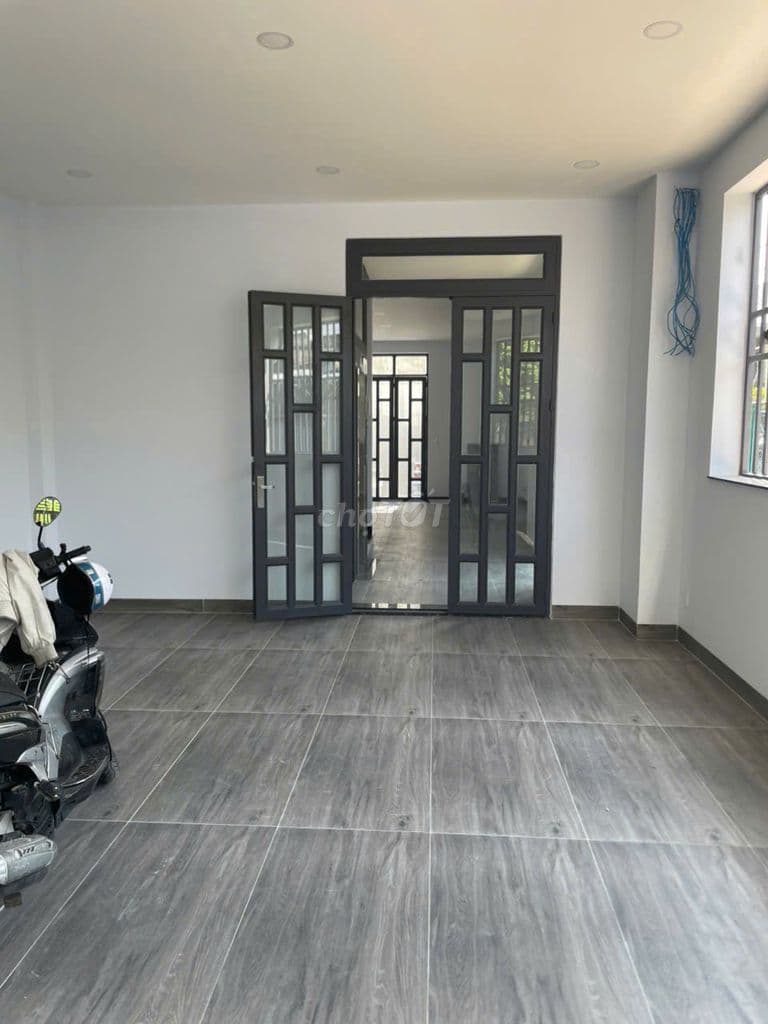 LÔ GÓC 4 TẦNG -THANG MÁY–GARA 2 Ô TÔ - XÃ HÓC MÔN- 28M2- 6PN- 11,5 TỶ - Ảnh 3