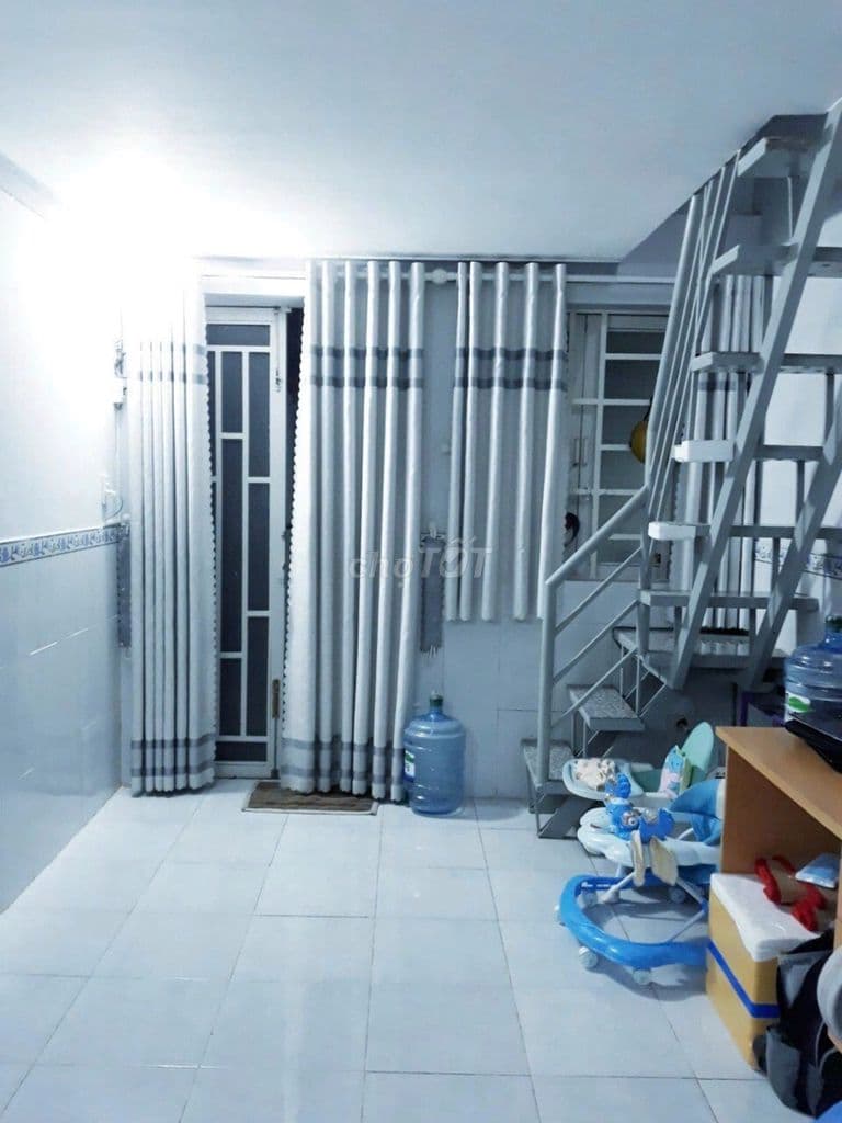 Nhà nhỏ sạch sẽ gần chợ Thạnh Xuân, đối diện trường CĐ Điện Lực - Ảnh 3