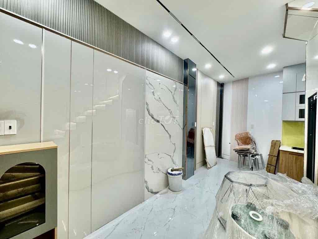 Bán nhà Thống Nhất, 35m2, 2 Tầng, 2PN, kế bên Lotte Mart, nhà mới, TL