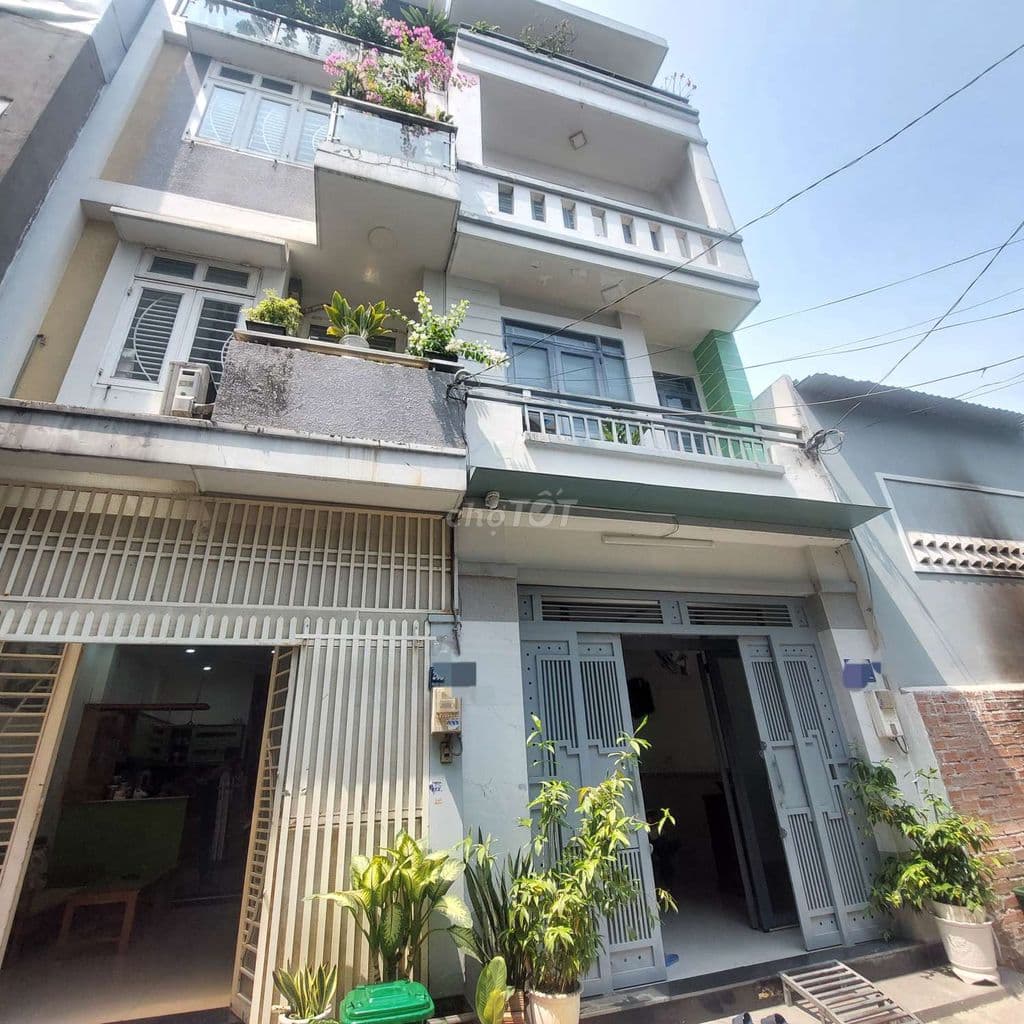 Nhà 4 tầng ,sổ hoàn công đủ ,hẻm otô vivu chợ Phạm Đăng Giảng