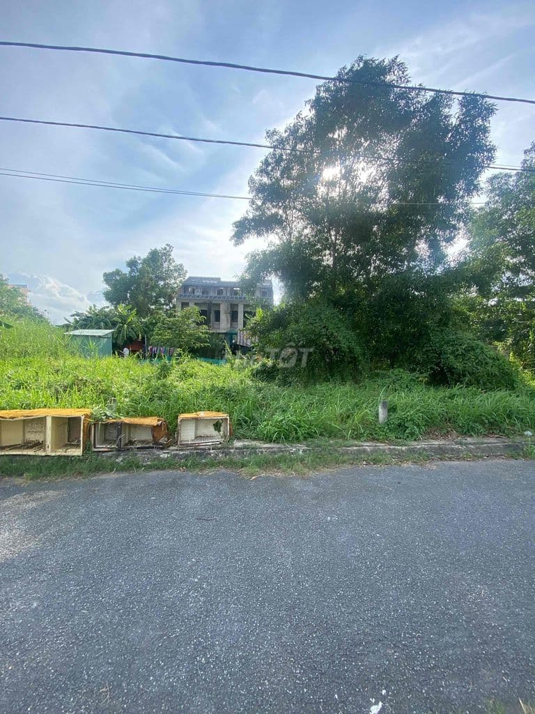 chính chủ cần bán lô đất Nhơn Đức nhà bè