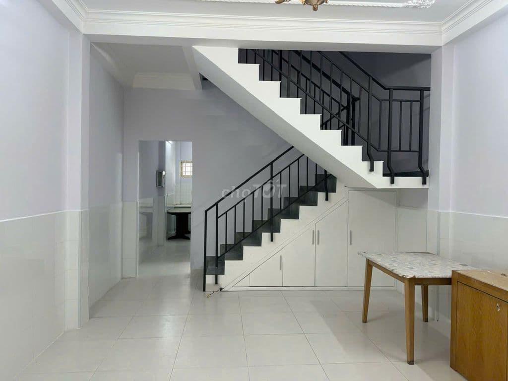 KHÁCH HÀNG BÊN NGÂN HÀNG GỬI BÁN NHÀ HXH THÔNG - P.11, QUẬN GÒ VẤP - Ảnh 2