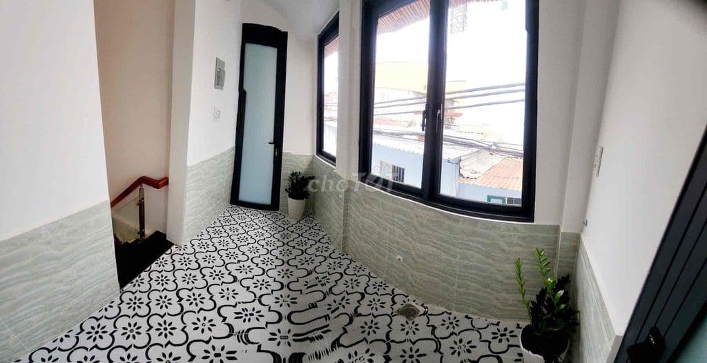 nhà P.14 Q8 hẻm xe hoi