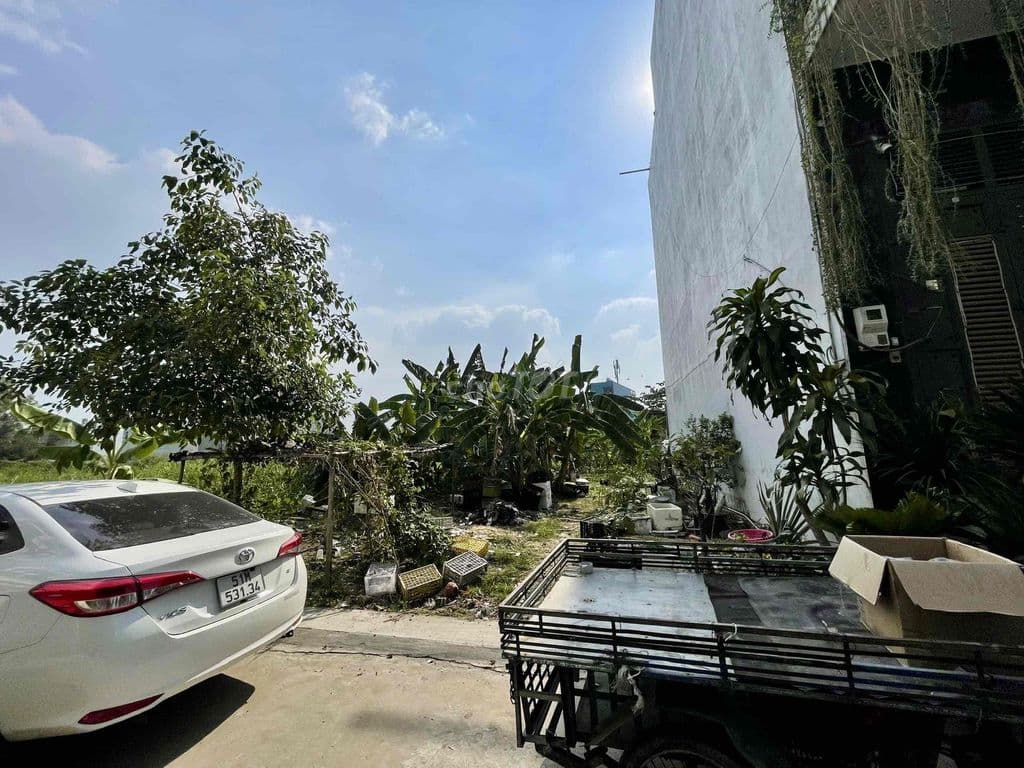 BÁN LÔ ĐẤT 2 MẶT TIỀN TX52 NGAY TRƯỜNG TÔ NGỌC VÂN, 112M2, ĐƯỜNG 7M