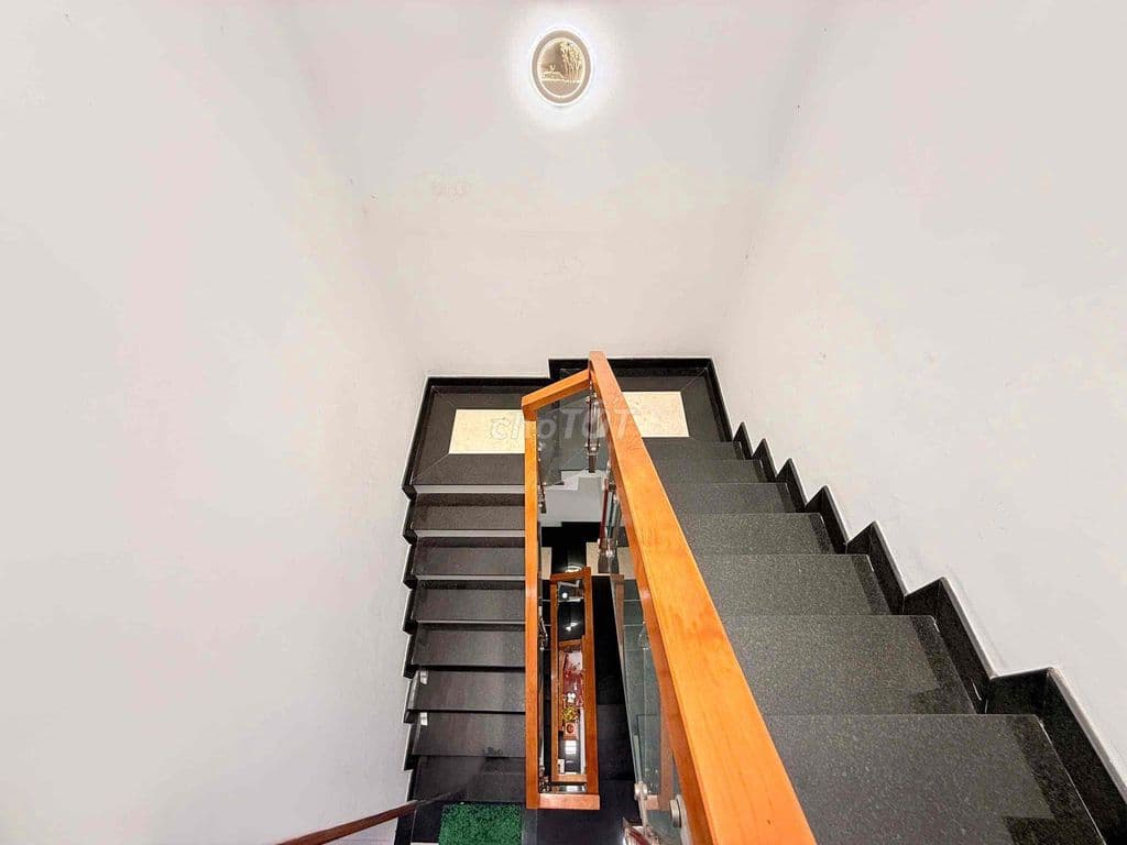 HIẾM Đường nhựa xe hơi - 80m2 - 4 TẦNG - TRẦN THỊ NĂM Q12 - Ảnh 3