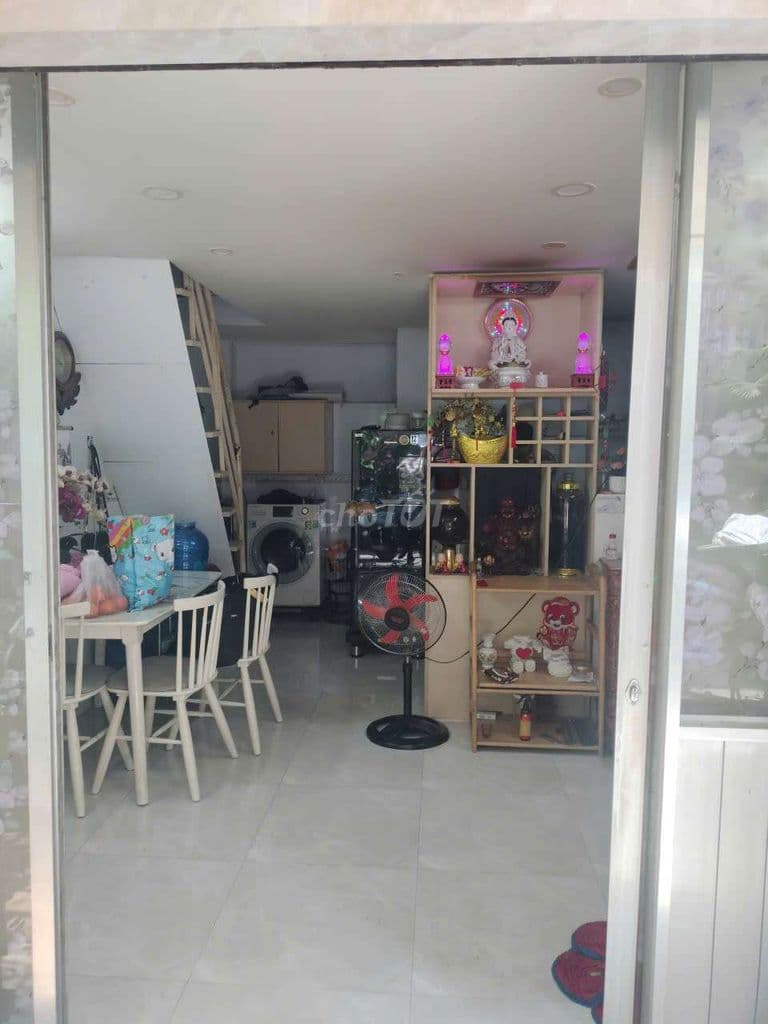nhà cần bán - Ảnh 2