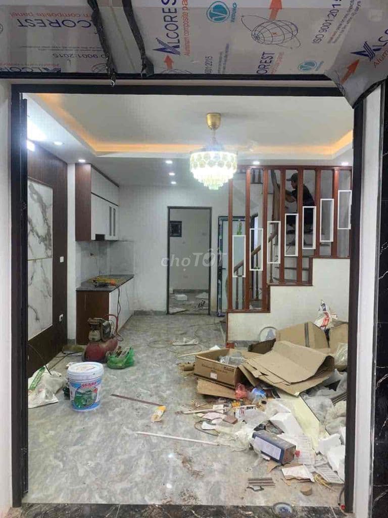 Bán gấp nhà gần mặt ngõ 200 phố Vĩnh hưng hà nội