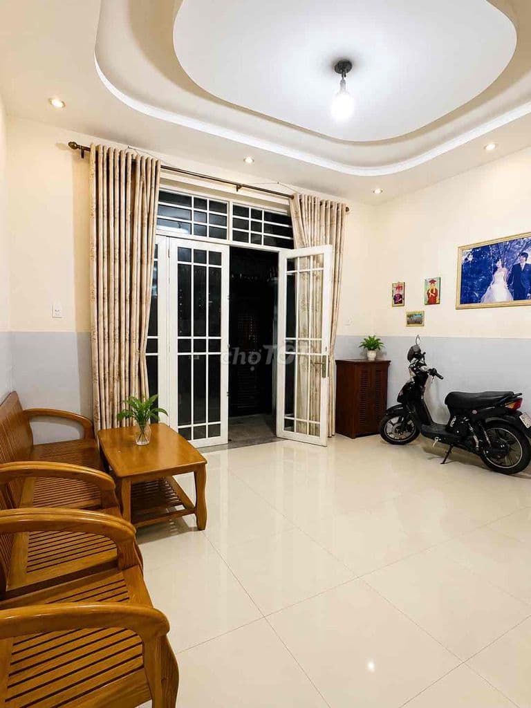 Bán nhà 2 tầng, hẻm ô tô, kề bên THCS Hiệp Phú-Ngã 4 TĐ, nhỉnh 5tỷ!