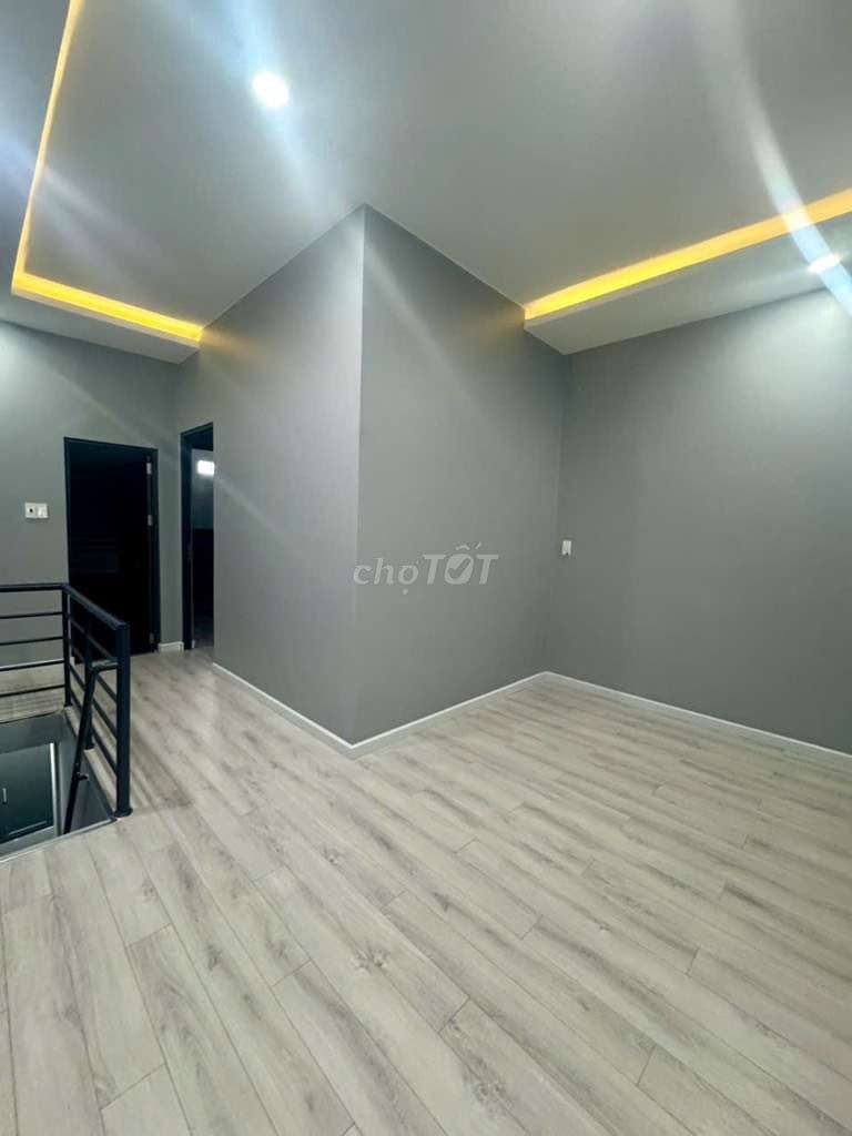 Bán nhà Lê Đình Thám, 4.2m x 13m, hẻm xe hơi, hỗ trợ vay, hơn 4 tỷ TL - Ảnh 3