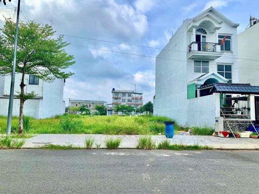 Cần bán lô đất giá tốt tại khu vực Bình Hưng - Ảnh 3