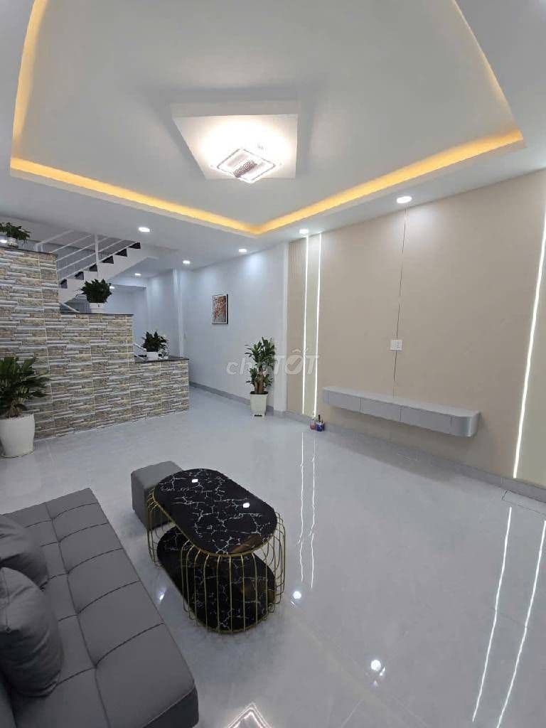 GẤP HẼM 0TO- 50m2 ( 4 X 12 ) - 3 tầng -3 Phòng ngủ - *** 1 căn