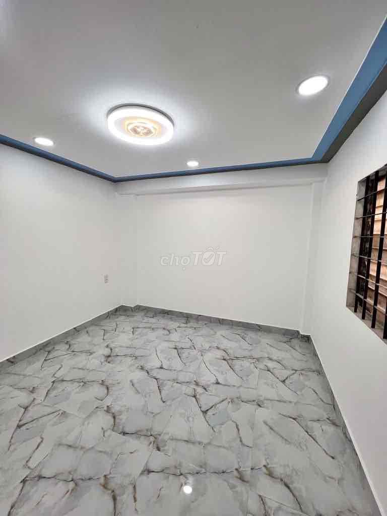 NHA MOI 3TANG BTCT, KHU VUC AN NINH , HOA BINH - Ảnh 2