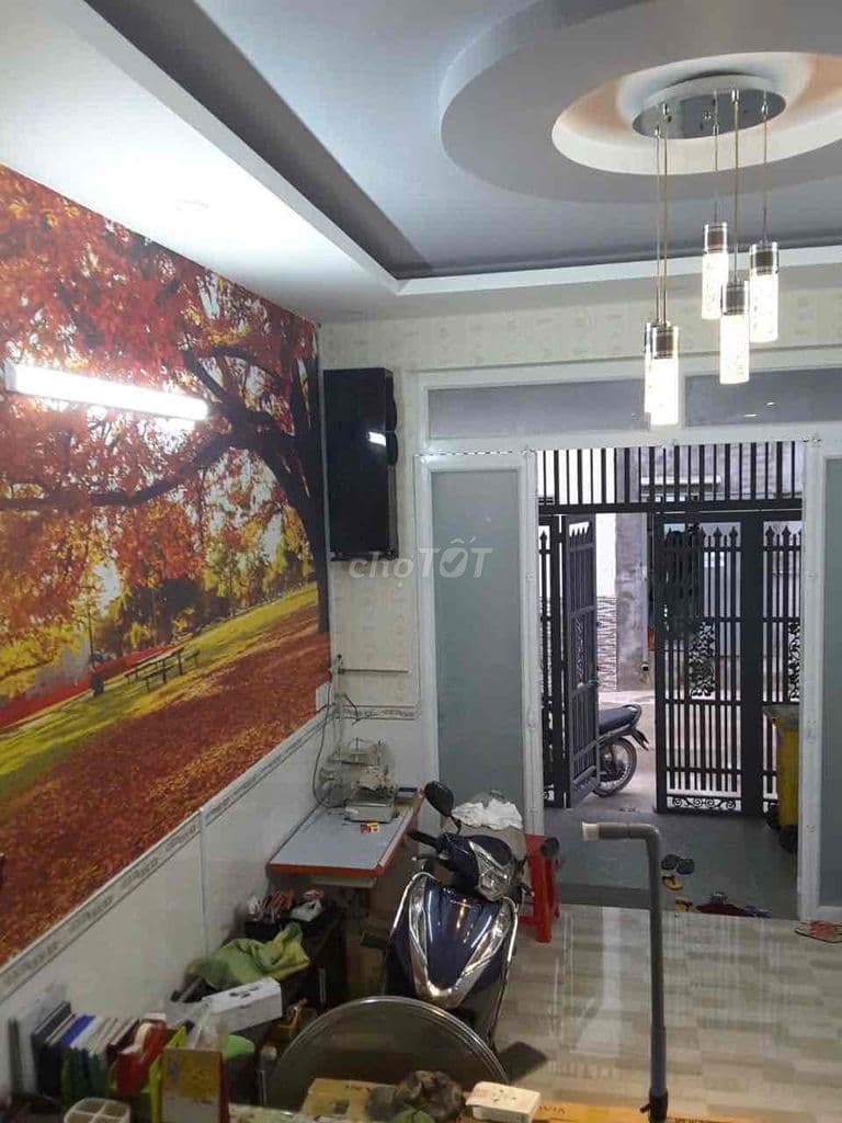 Nhà kế hẻm Tư Lánh có giấy phép xây dựng.