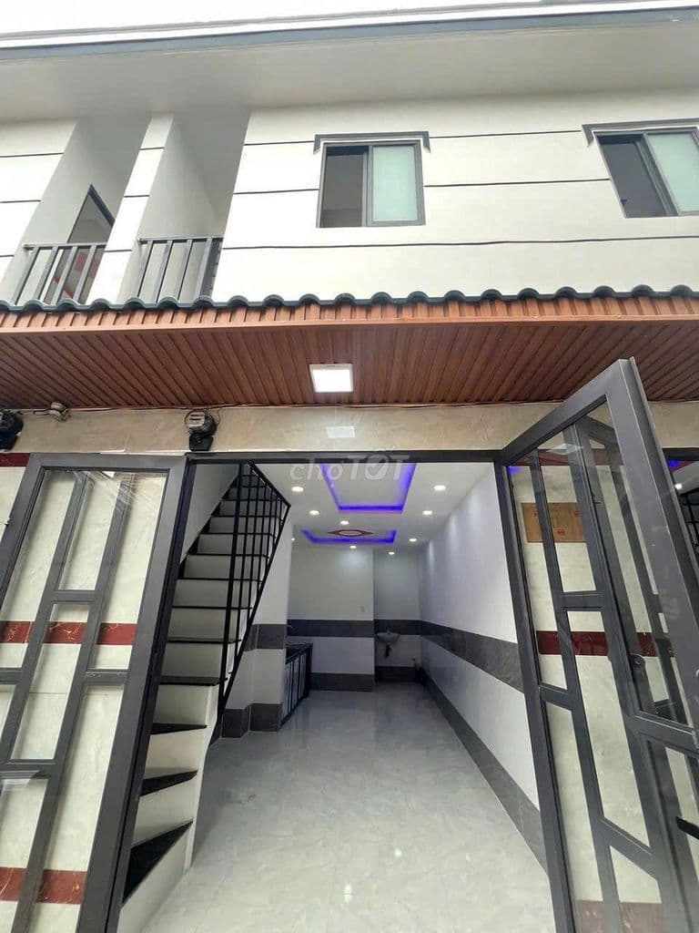 Nhà Bán Gấp Nguyễn Văn Quá Gần Nhà Hàng Đông Phương Quận 12