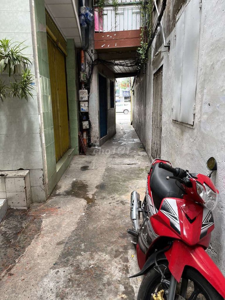nhà 3 tầng nguyễn cư Trinh, phố đi bộ bùi viện