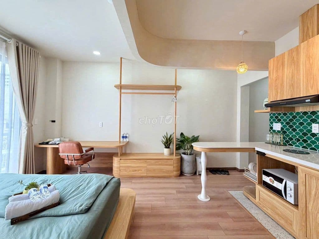 Nguyễn Gia Trí 2 mặt hẻm xe tải 5 tầng 7PN Master AirBnB thu 70tr/th - Ảnh 3
