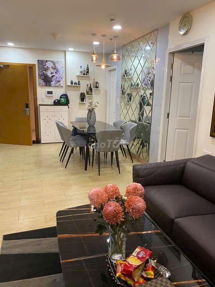 Bán Căn hộ Rivera Park Thành Thái,DT:88m2-2PN-2WC căn góc view đẹp