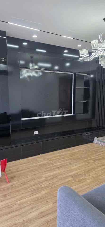 Chung cư Đền lừ 65/70m, 3 ngủ 2 VS Full nội thất 5,35 tỷ - Ảnh 2