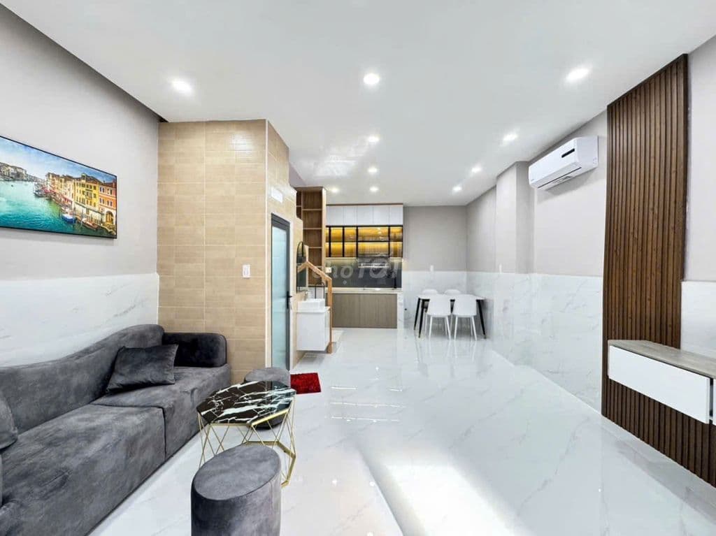 Bán nhà hẻm 5m, 2 tầng 4m25 x 8m đường Điện Biên Phủ