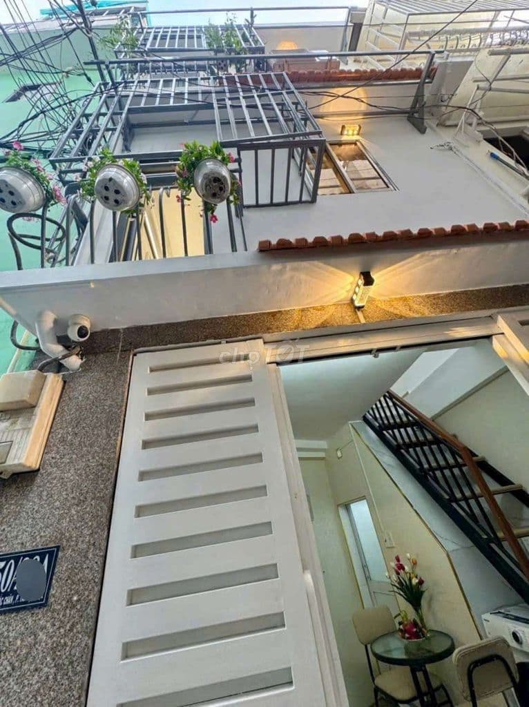 Giảm 300tr Bán nhà 3 Tầng Quận 1, Trần Khắc Chân P.Tân Định