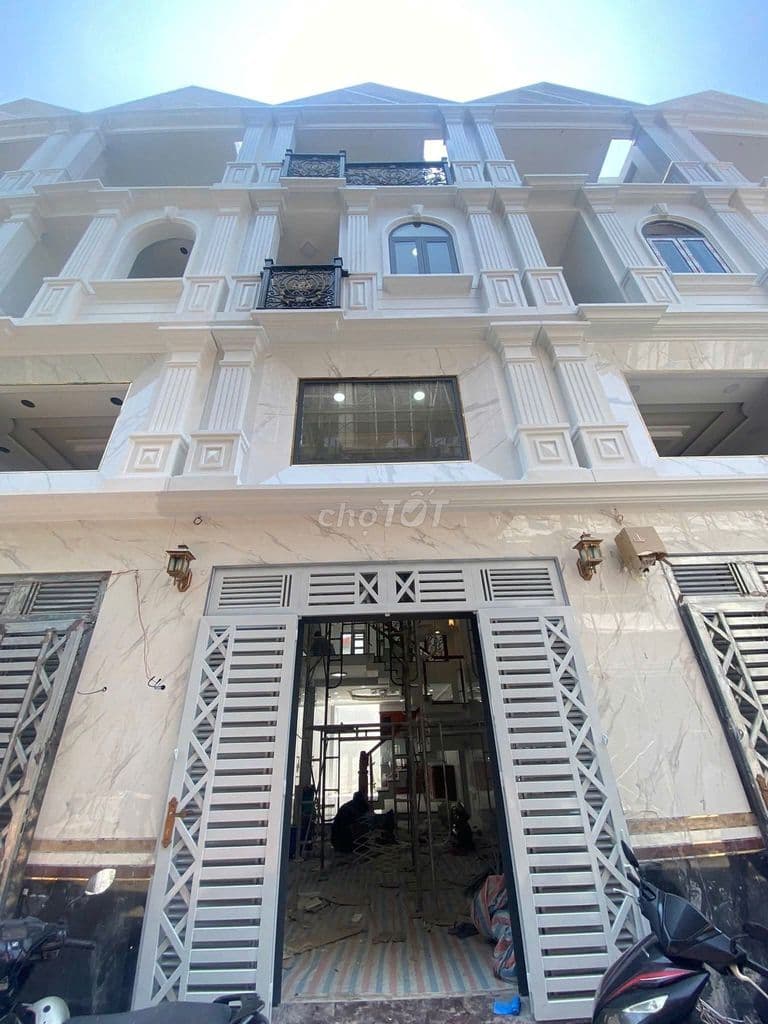 Bán nhà HXH 1 trệt 2 lầu Võ Văn Kiệt, 4.5x12. Full nội thất mới - Ảnh 2