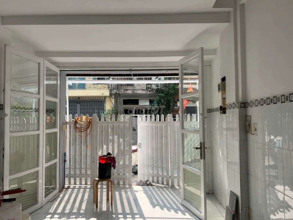 BÁN NHÀ KHU VIP ĐƯỜNG NGUYỄN HỒNG ĐÀO, P14, Q. TÂN BÌNH, TP.HCM - Ảnh 3