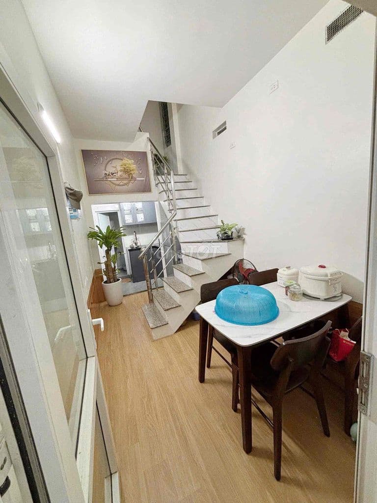 SIÊU PHẨM LÔGÓC NHÀ ĐẸP LONG LANH PHỐ NGUYỄN TRÃI FULL NỘI THẤT Ở NGAY - Ảnh 2