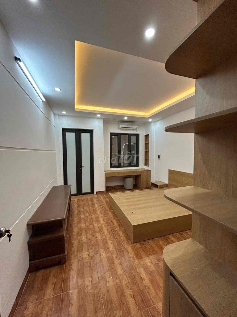 Tôi cần bán nhà phố Vĩnh Hưng, 5 tầng 4 ngủ 5 wc, 10m ra ô tô - Ảnh 2