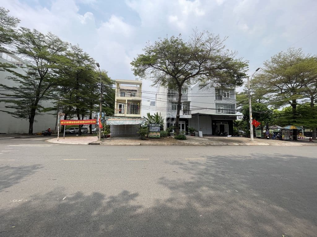 Sổ cá nhân mặt tiền 30m PTH - Hướng Đông nam tại KDC Phú lợi