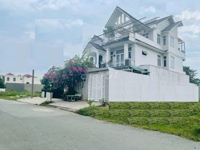 Nền biệt thự 80tr/m2 đối diện GlobalCity, trục Đỗ Xuân Hợp Liên Phường