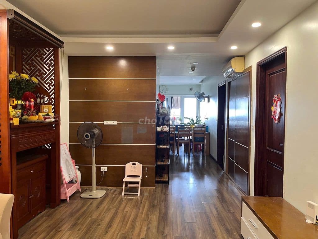 Bán CC A6 Nguyễn Chánh,48m2, 1 ngủ, 4 tỷ