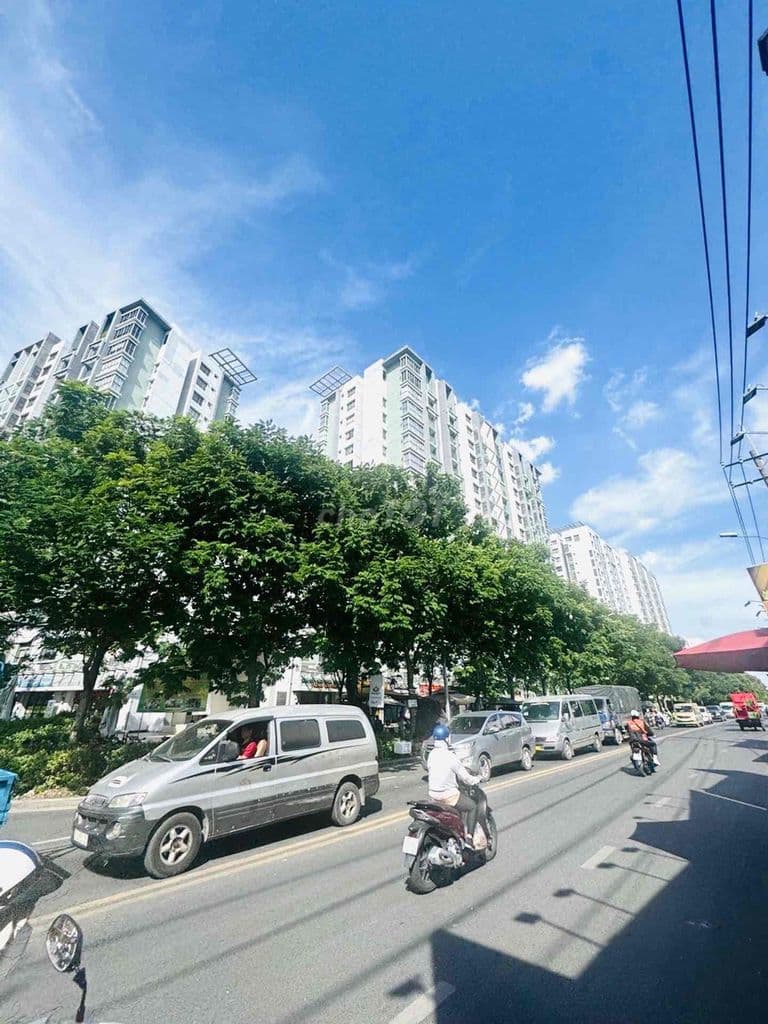 NHÀ 4X25 - NHỈNH 6 TỶ - NGAY BỜ BAO TÂN THẮNG, AEON TÂN PHÚ - Ảnh 2