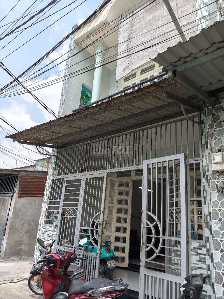 BÁN NHÀ Q12 - Ô TÔ ĐẬU CỬA - 2 TẦNG ĐẸP LUNG LINH - DT KHỦNG - GIÁ RẺ - Ảnh 3