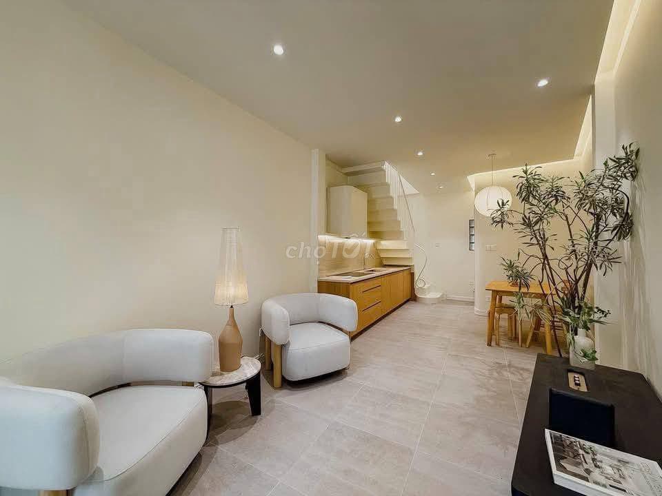 Nhỉnh 5Ty,Nhà Đẹp Gần 40m2 2PN gần Phan Đăng Lưu Phú Nhuận