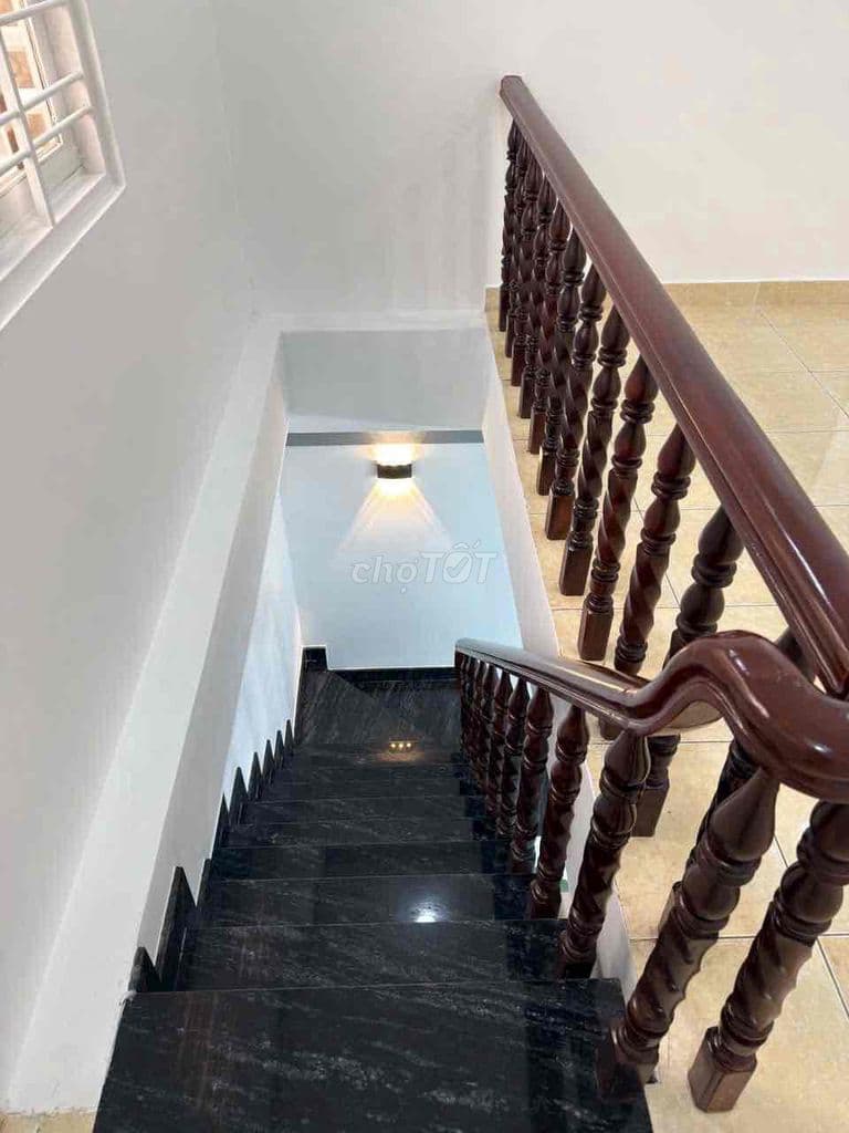 Bán Nhà Mặt Tiền Đường 359 Phước Long B Quận 9 cũ Phước Long HCM