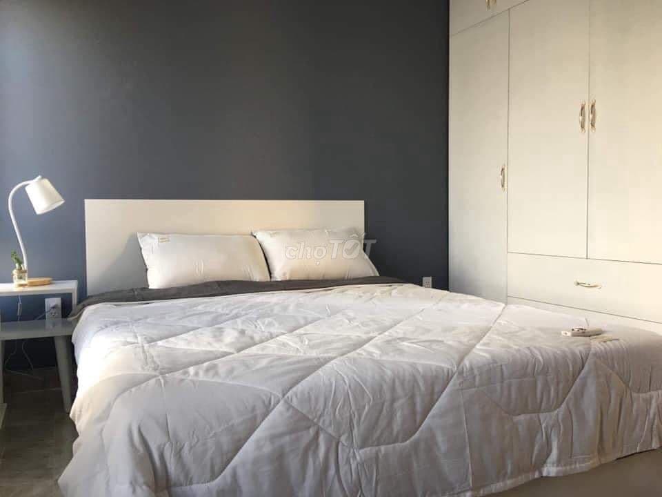 Gấp! Nhà 6 tầng thang máy, dt 5x13.5m, hẻm VIP 285 CMT8 Q10 sau Hà Đô