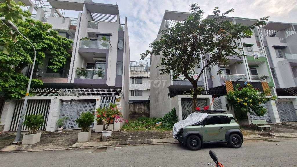 Nhà Đất 5 x 19 Xây Dựng 5 Tầng KDC Dương Hồng Garden House Kế Bx Q8