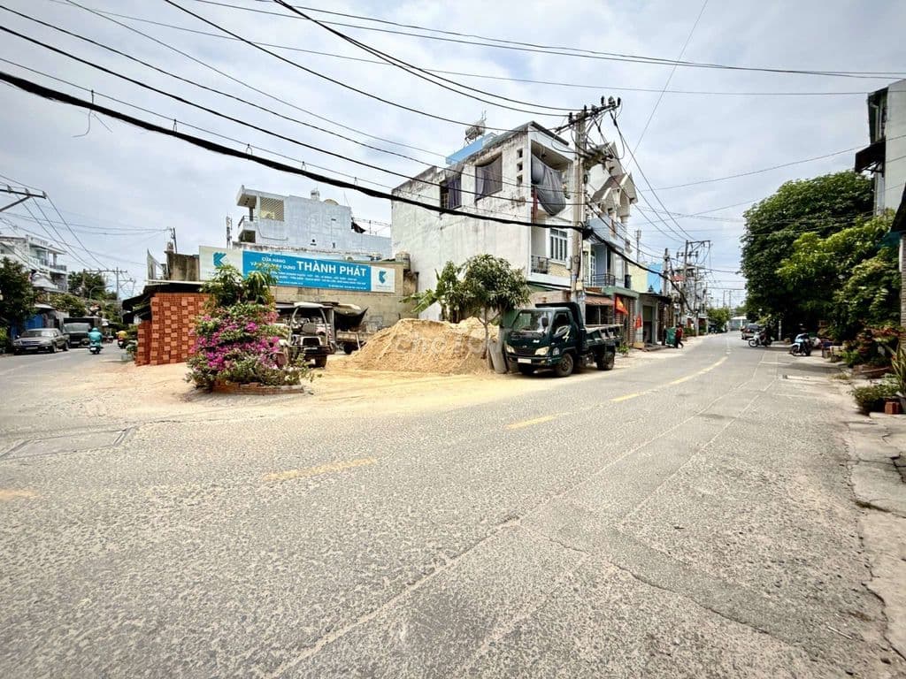 Nhà Phố 4m x 26m. 5 Tầng Có Thang Máy MT Đường Đông Hưng Thuận 42 - Ảnh 2